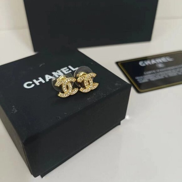 ✅Chanel classic double C small gold earrings - Picture 4 of 5
